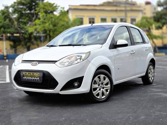 FORD FIESTA 1.0 ROCAM SE 8V FLEX 4P MANUAL FORD FIESTA 1.0 ROCAM SE 8V FLEX 4P MANUAL